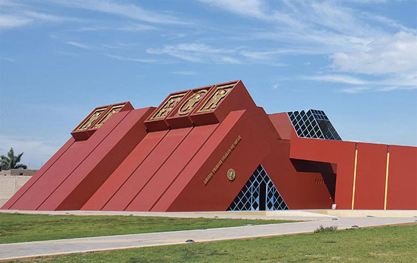 Best Places to Visit in Northern Peru: Moche Civilization - Royal Tombs Museum of Sipan